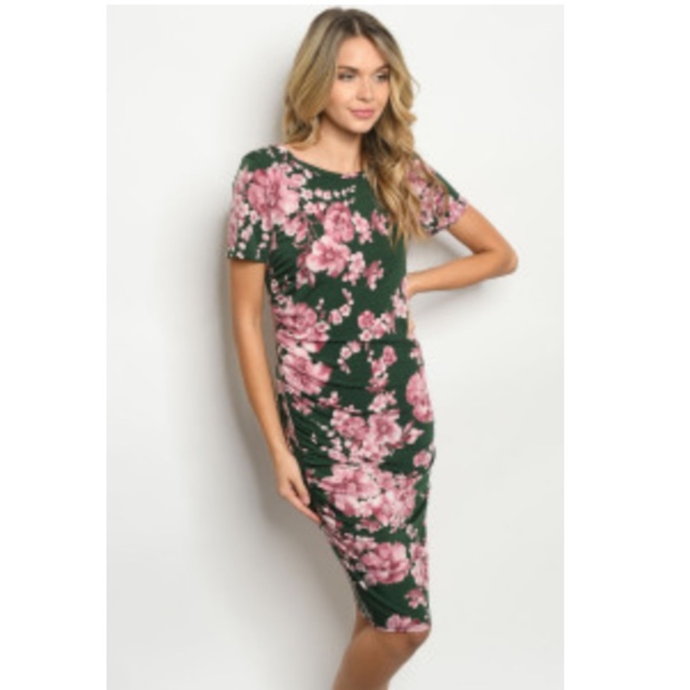 🔥SOLD🔥 Boutique Floral Rouched Midi Dress Green Pink S-L
